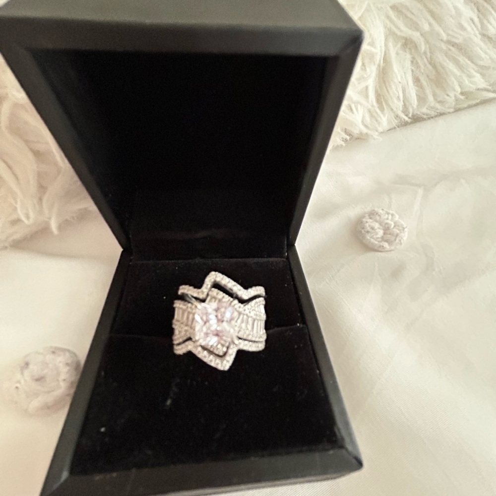 Silver Ring. - Picture 3 of 6